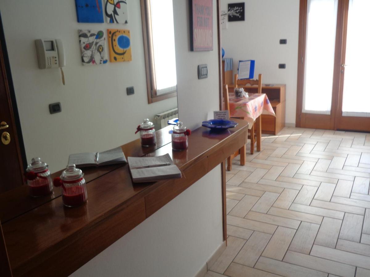 Casa Di Chiara Vicino Venezia E Aeroporto Vce Apartment Кампалто Екстериор снимка